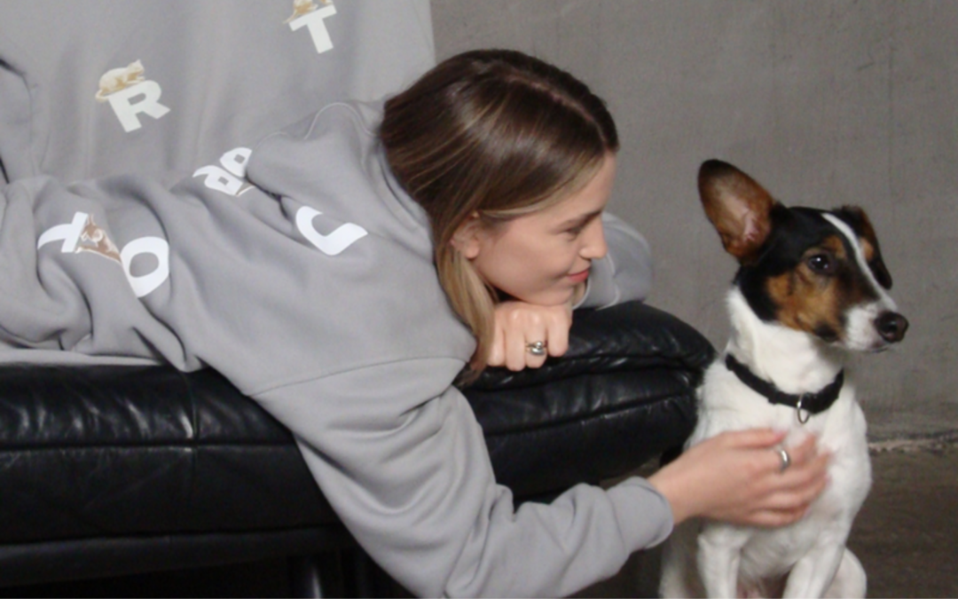 «Підтримуй хвостиків, що шукають дім». Бренд Support by Poustovit створив благодійний дроп для допомоги тваринам у притулках