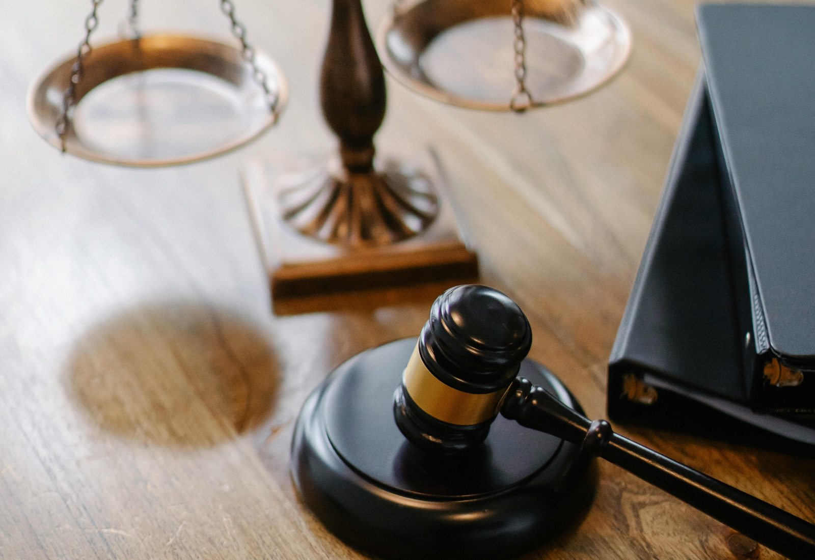 У Німеччині чоловіка, який ґвалтував непритомну дружину та знімав знущання на відео для публікації в інтернеті, засудили до 8,5 років в’язниці