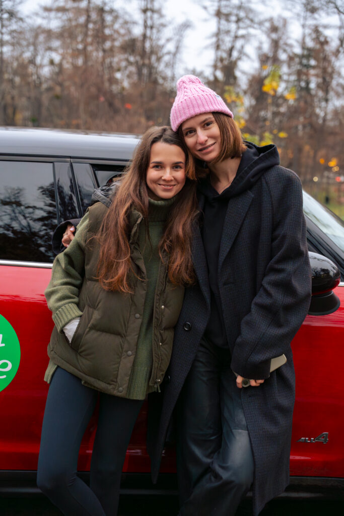 Дозволь собі сама: Чому жінки обирають кермо замість пасажирського крісла