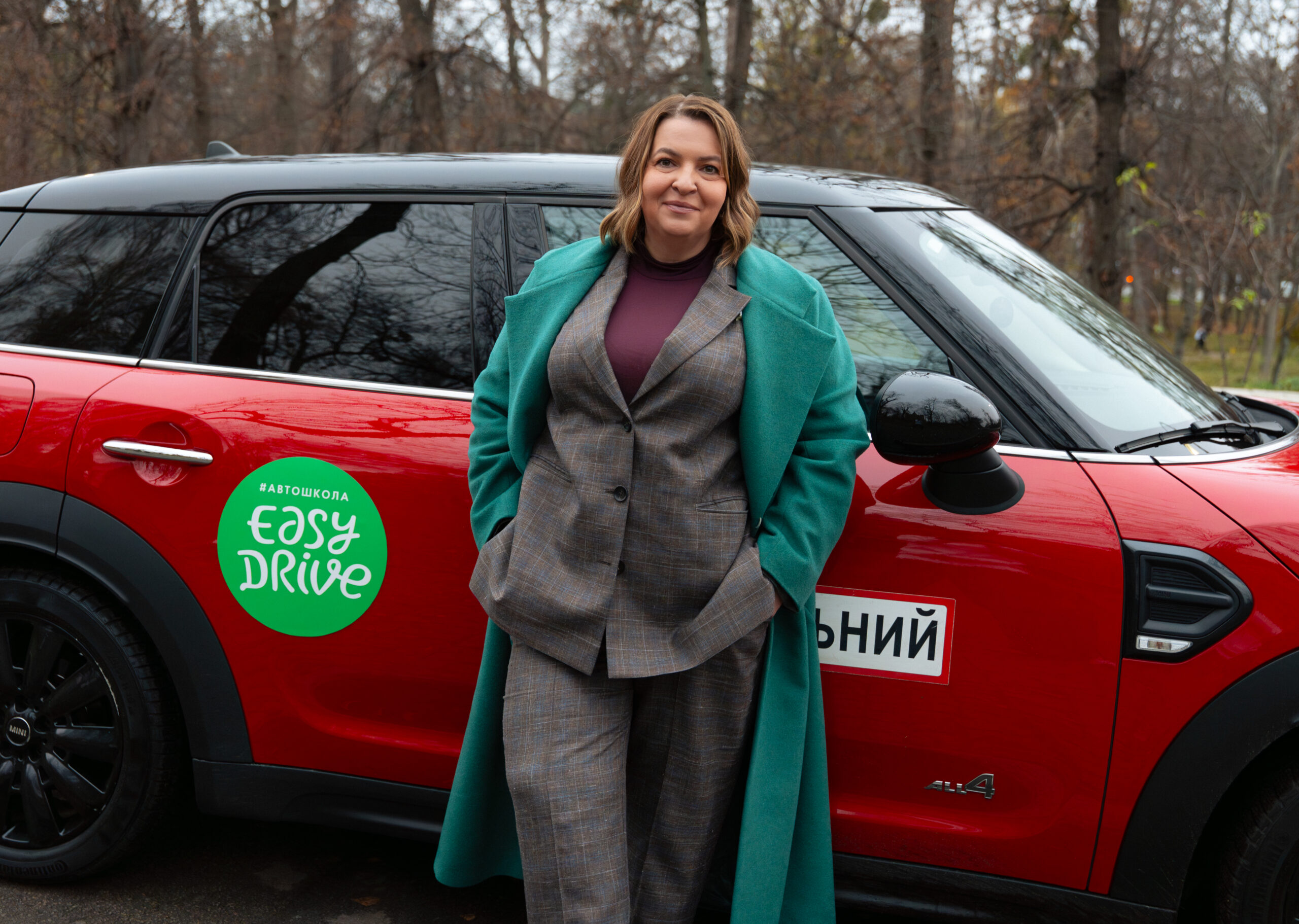 Дозволь собі сама: Чому жінки обирають кермо замість пасажирського крісла