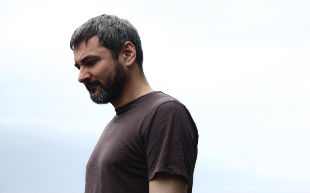 Суд продовжив арешт ексдиректору Молодого театру Андрію Білоусу, підозрюваному у сексуальному насильстві