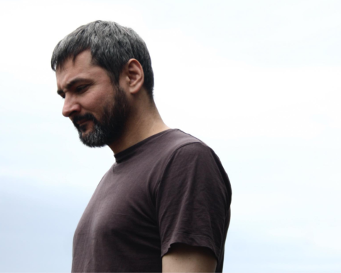 Суд продовжив запобіжний захід колишньому директору Молодого театру Андрію Білоусу