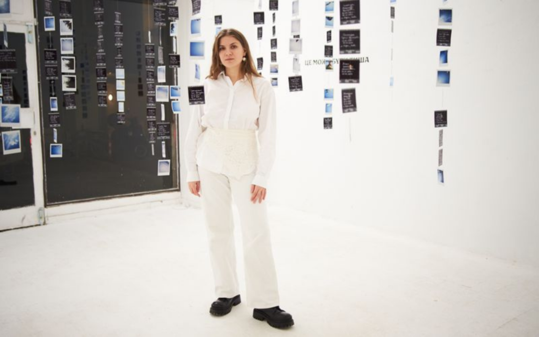 «Вікно пам’яті»: у київському метро відкрили інсталяцію про Хвилину мовчання та вшанування загиблих військових