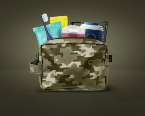 Міноборони вперше поставило до шпиталів жіночі набори для поранених