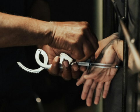 На Волині чоловік отримав довічне за багаторічне сексуальне насильство над малолітніми доньками