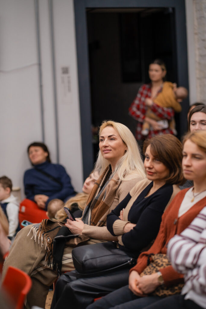 Від волонтерства до власного бізнесу. Як Mom’s Monday допомагає жінкам розвивати кар’єру