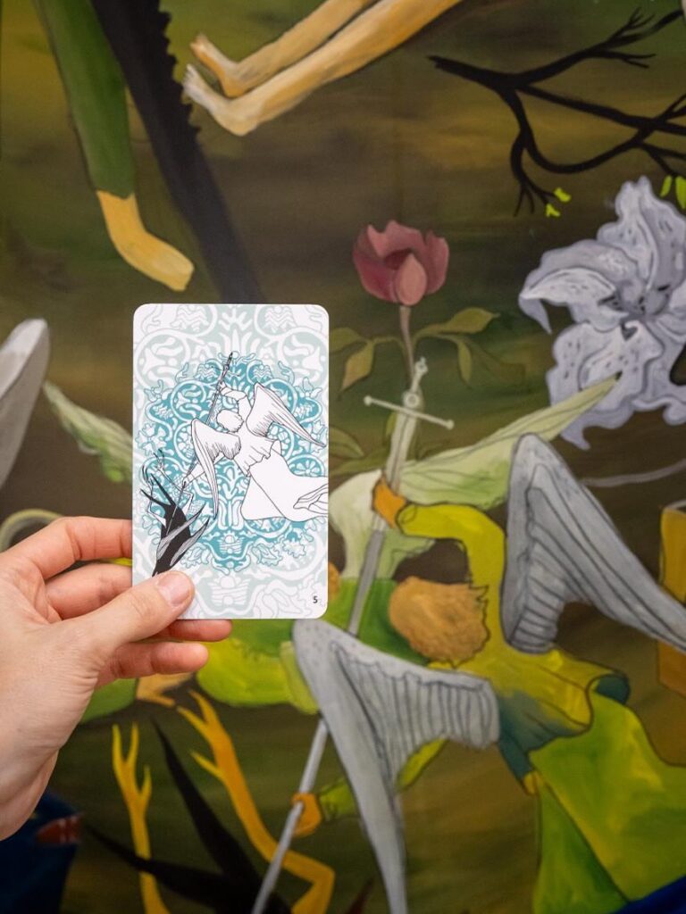 Від живопису до метафоричних карт: у Києві відкриється «Всесвіт навиворіт» Аліни Гаєвої 3 Від живопису до метафоричних карт: у Києві відкриється «Всесвіт навиворіт» Аліни Гаєвої