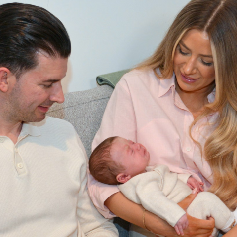 У Великій Британії жінка вперше стала мамою після пересадки матки від померлої донорки