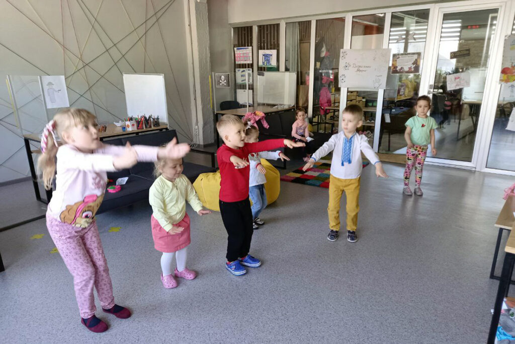 Від волонтерства до власного бізнесу. Як Mom’s Monday допомагає жінкам розвивати кар’єру