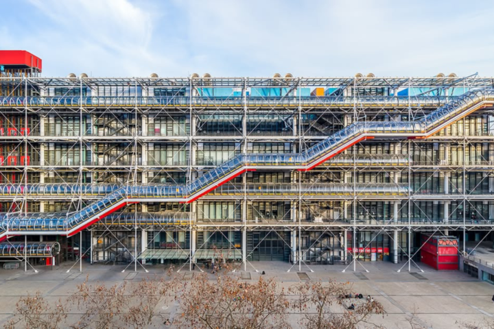 У Центрі Помпіду в Парижі знайшли приховану камеру в жіночій вбиральні