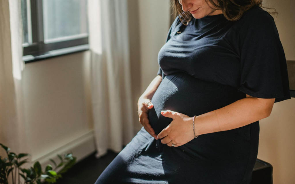 Заморожування яйцеклітин та лікування безпліддя: як Франція рятуватиметься від демографічної кризи