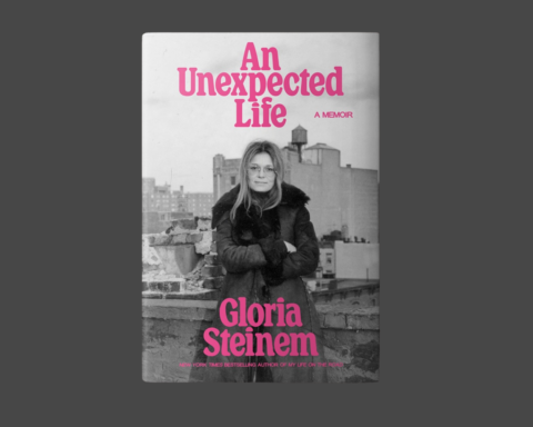 Глорія Стайнем випустить мемуари Несподіване життя про перемоги та поразки в боротьбі за рівність