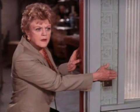 Серіал Вона написала вбивство отримає кіноверсію: відома дата прем’єри та ім’я головної акторки