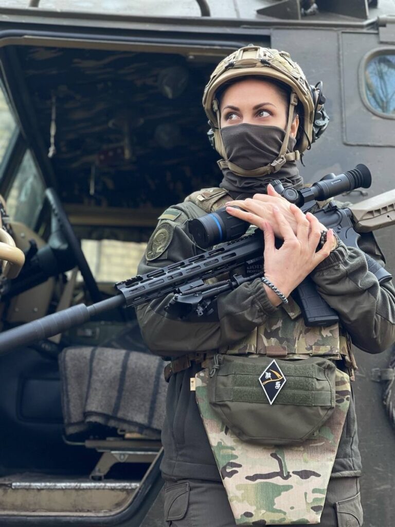 «Жінки можуть все!»: VETERANKA запускає масштабну кампанію, щоб зібрати гроші на дрони та допомогу мобільним групам ППО