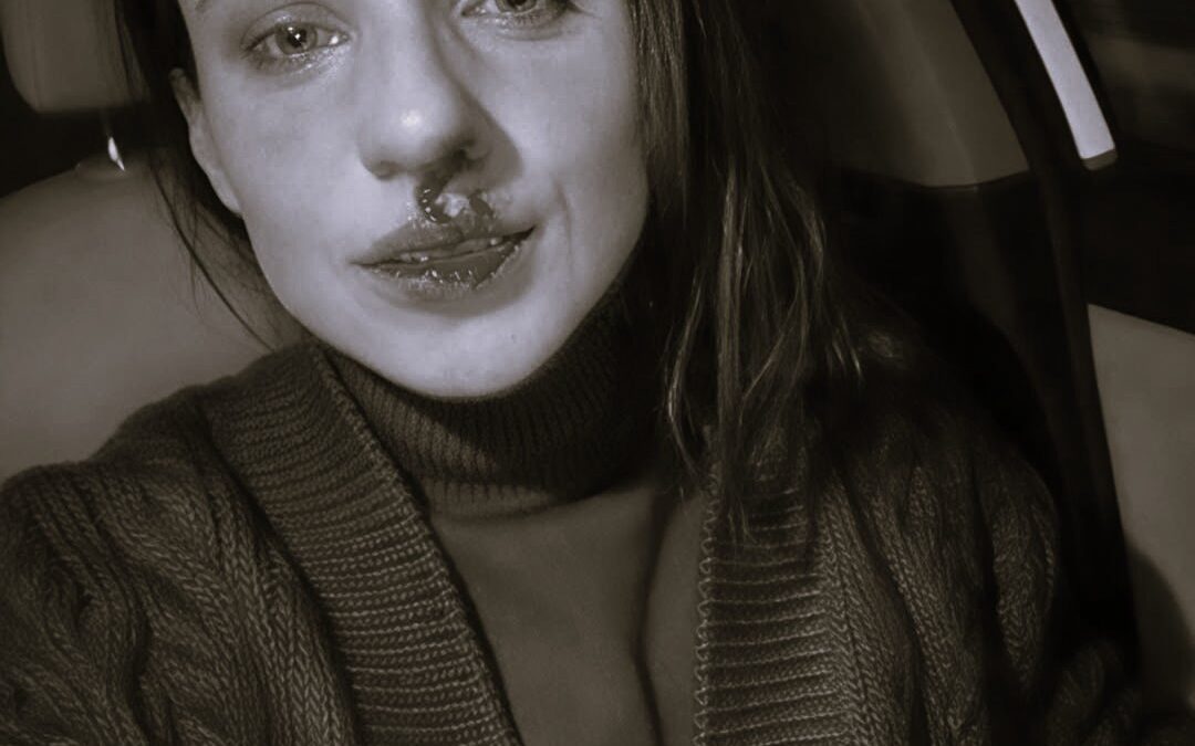 «Бив ногами в живіт та душив»: мешканка Київщини заявила про напад колишнього чоловіка та ігнорування справи поліцією. Оновлено