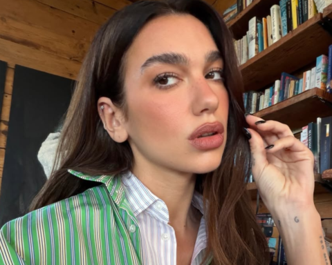 Дуа Ліпа куруватиме Лондонський літературний фестиваль разом зі своїм книжковим клубом Service95