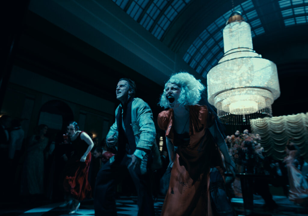 «Мене цікавить внутрішній монстр, якого я бачу в собі». Інтерв’ю з режисеркою та продюсеркою фільму «Наречена!» Меґґі Джилленгол