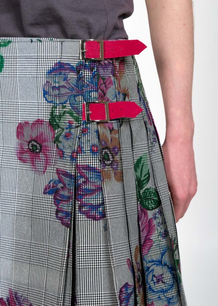 «Ти знаєш, хто такий Шевченко?»: бренд «ХУІЗИТ» презентував колекцію до дня народження Кобзаря