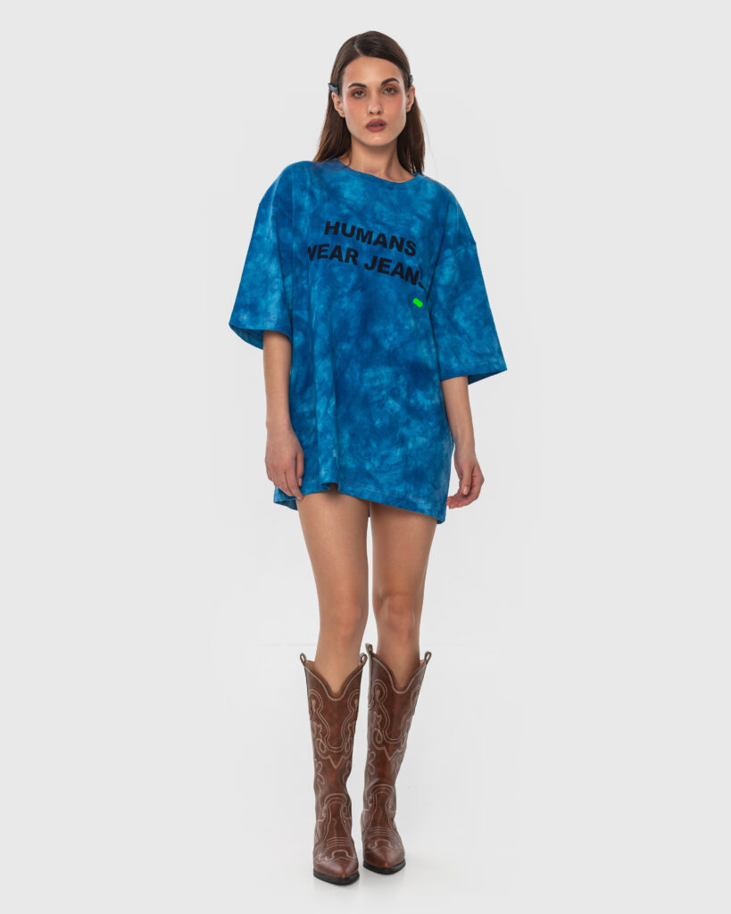 Вишні та денім: бренд KSENIASCHNAIDER випустив колекцію Cherry