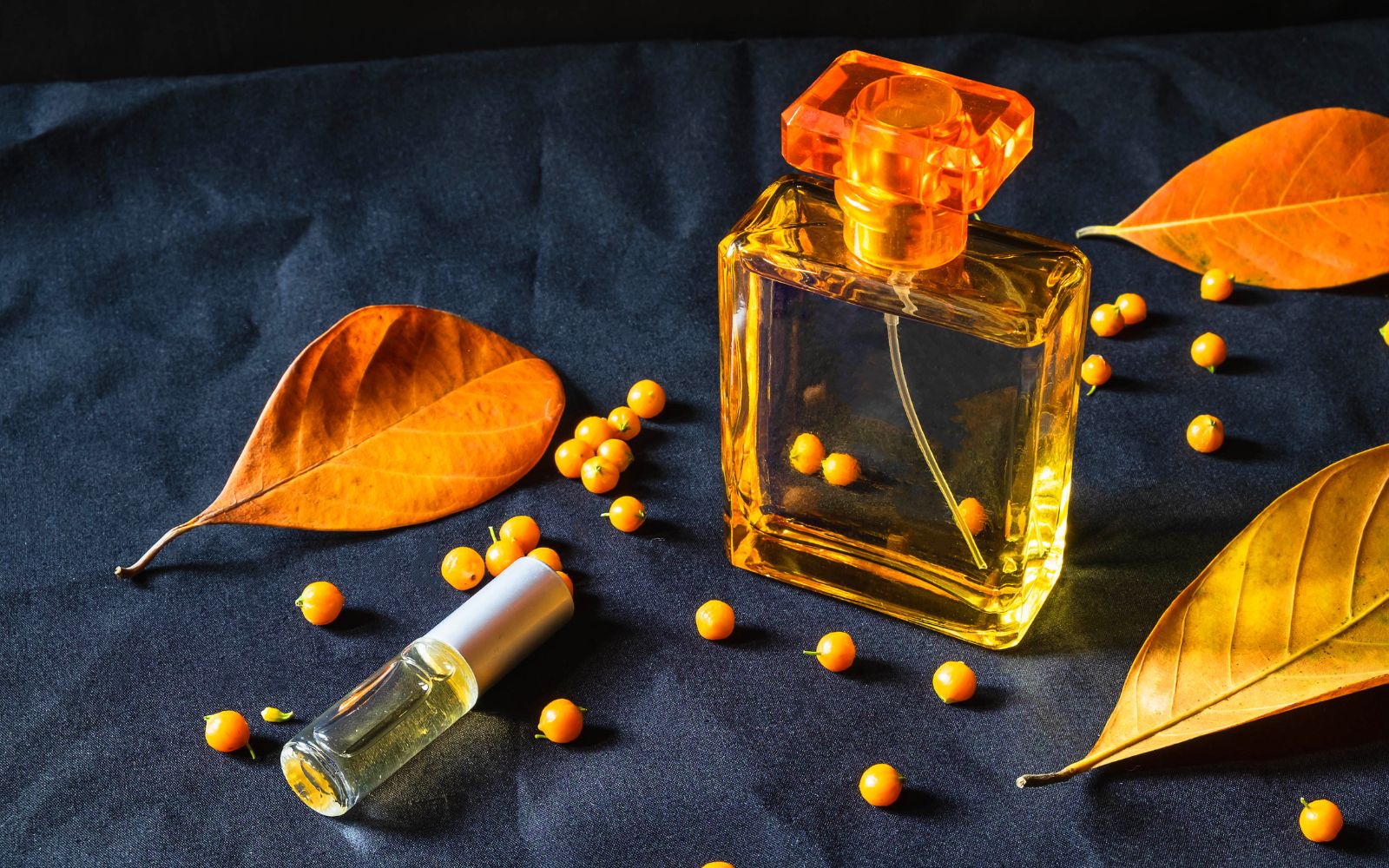 Аромат ідеального побачення: 10 нішевих парфумів, щоб створити правильне перше враження