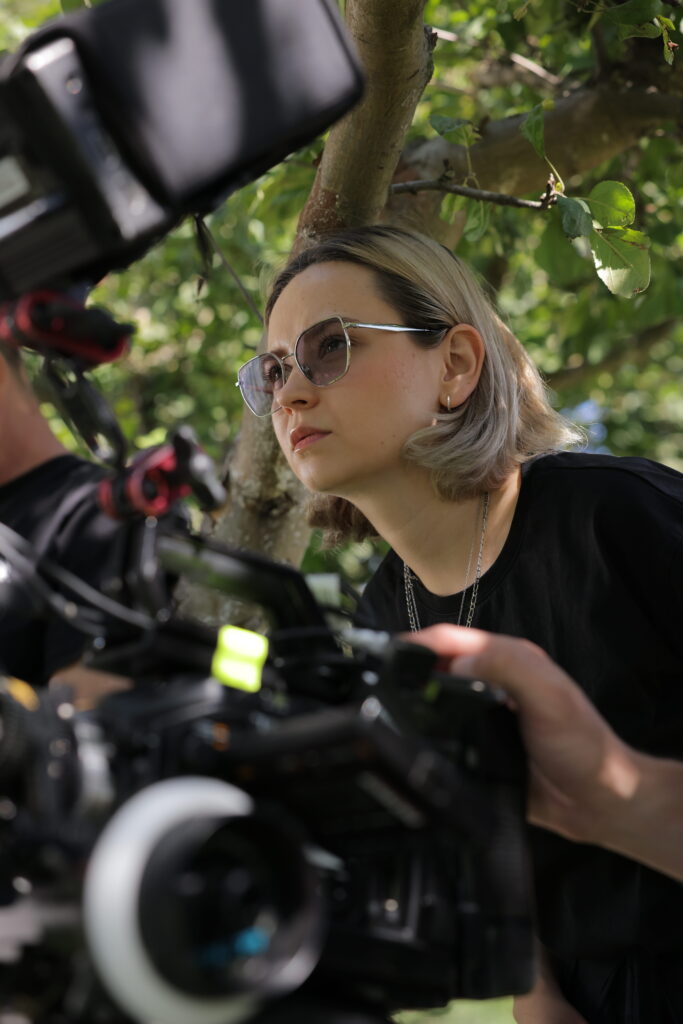 «Наслідування історії дружби Ольги Кобилянської та Лесі Українки». Режисерка Ельвіра Смірнова й акторка Тетяна Яворська про фільм «Смак мигдалю»