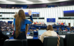 Євродепутатки отримали право передавати свій голос колегам через народження дитини