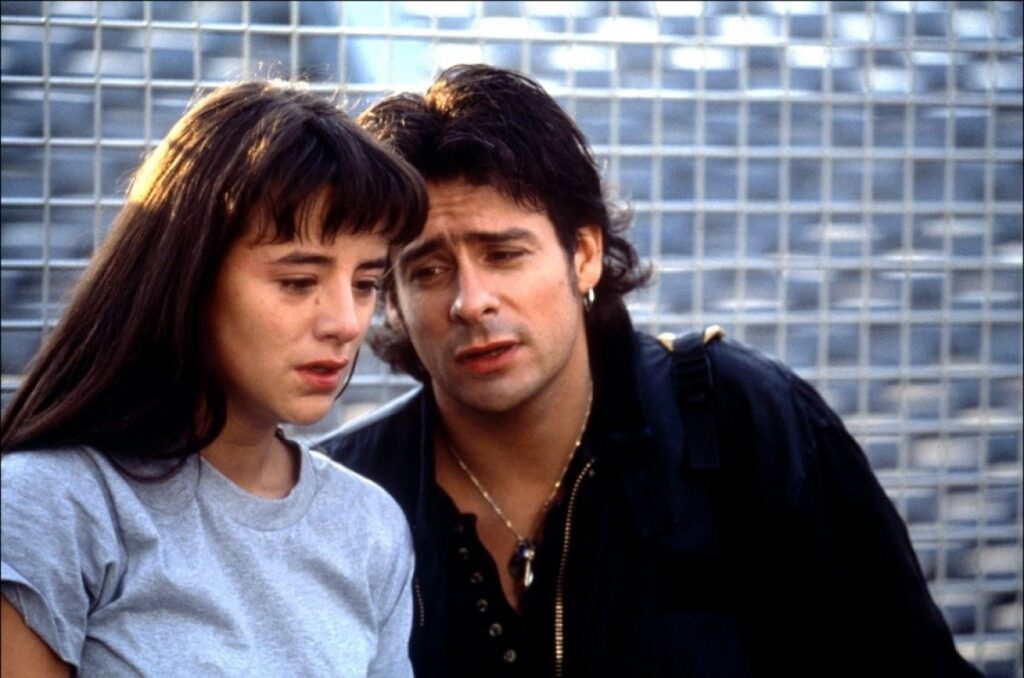 Фестиваль SUNNY BUNNY оголосив програми «Ретро-кіно 90-х» та «Українські квір-фільми» 4 Фестиваль SUNNY BUNNY оголосив програми «Ретро-кіно 90-х» та «Українські квір-фільми»