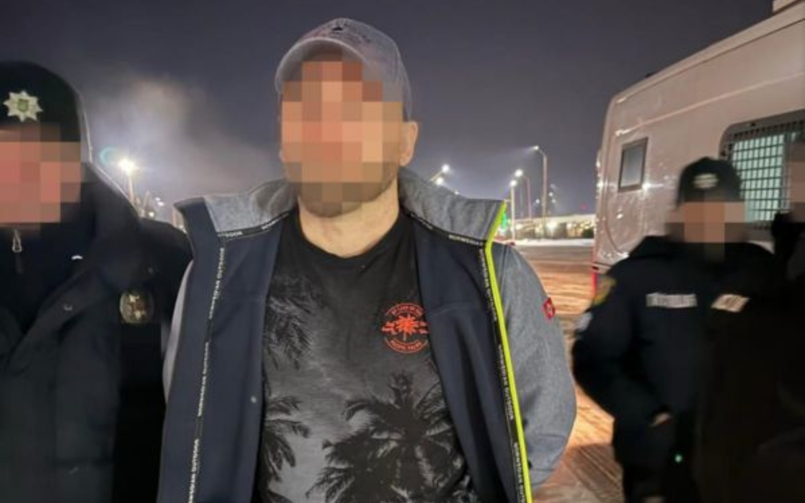 Роками ґвалтував малолітню падчерку і втік за кордон: на Одещині судитимуть екстрадованого з Бельгії моряка