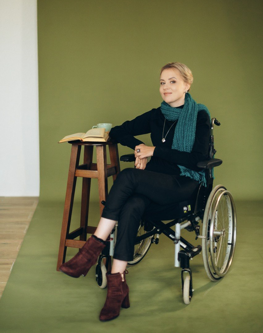 «Я перестала погоджуватися на недоступність, що стала нормою». Історія Анни Дроговоз-Гуржій про вибір життя без бар’єрів 13 «Я перестала погоджуватися на недоступність, що стала нормою». Історія Анни Дроговоз-Гуржій про вибір життя без бар’єрів