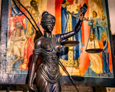 У Чернігові ґвалтівнику 15-річної дівчини дали 12 років тюрми