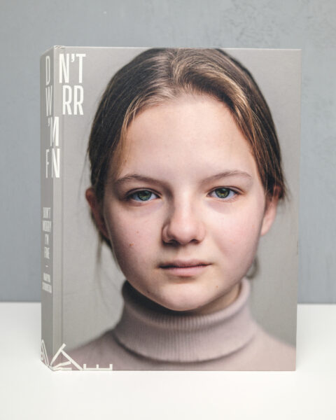 Фотокнига української фотографки Марини Сироватки стала фіналісткою PHotoESPAÑA 2026 у Мадриді