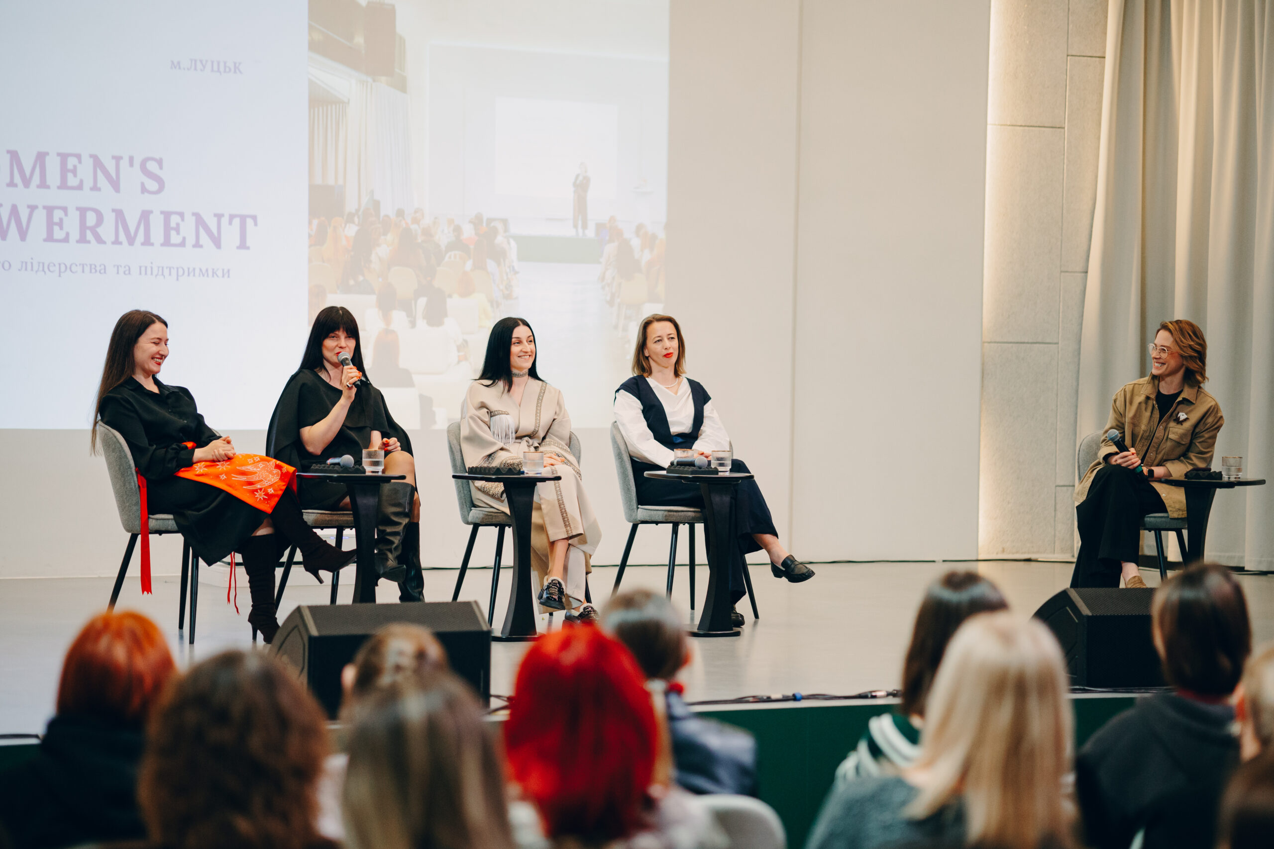 Сила в єдності: як жінки надихали жінок на Форумі «Women’s Empowerment» від PRO WOMEN UA 2 Сила в єдності: як жінки надихали жінок на Форумі «Women’s Empowerment» від PRO WOMEN UA