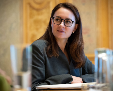Уряд скасував обмеження на перетин кордону для всіх жінок