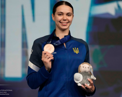 Рапіристка Аліна Полозюк виборола історичну для України бронзу на чемпіонаті світу з фехтування