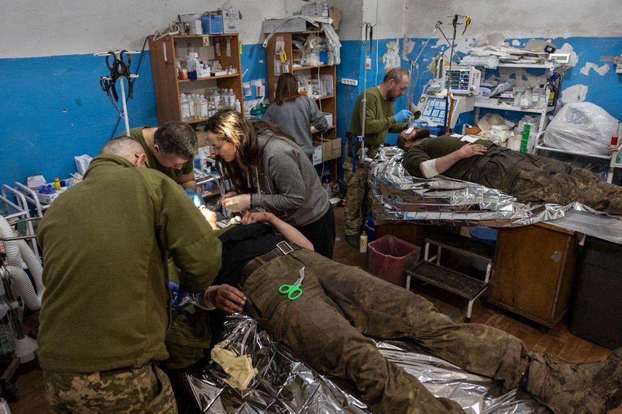 «Ти знаєш, куди зібралася? Там руки, ноги летять у різні боки». Інтерв’ю з медикинею стабпункту 72-ї ОМБр Валентиною