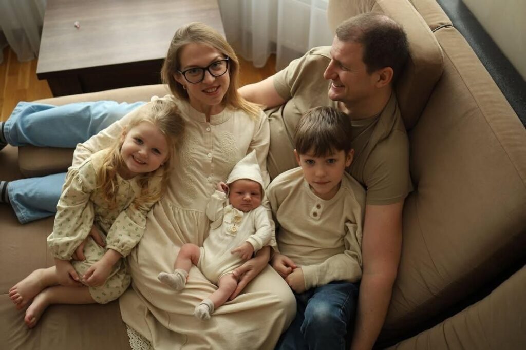 «Горювати можна через любов». Чотири історії про перинатальну втрату