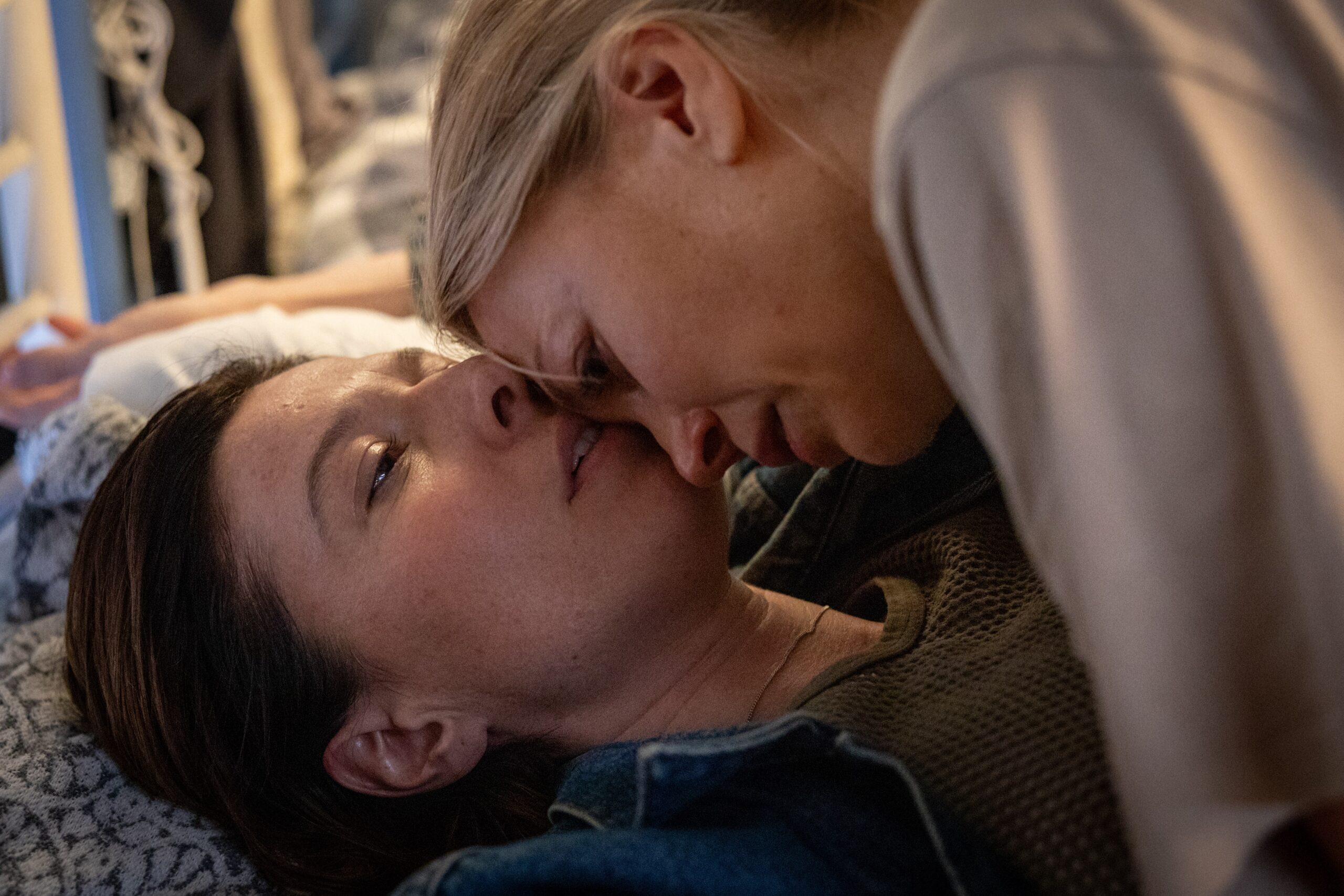 Квір-драма «Чорна хустка» з Оксаною Черкашиною вийшла онлайн на Takflix