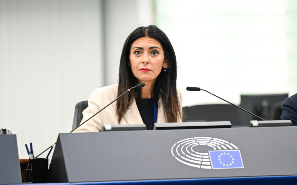 Віцепрезидентка Європарламенту Піна Пічерно оголосила голодування за Олешки