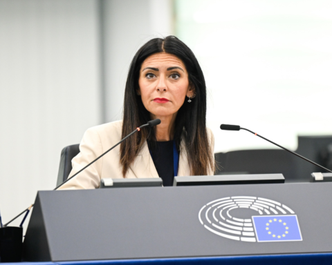 Віцепрезидентка Європарламенту Піна Пічерно оголосила голодування за Олешки